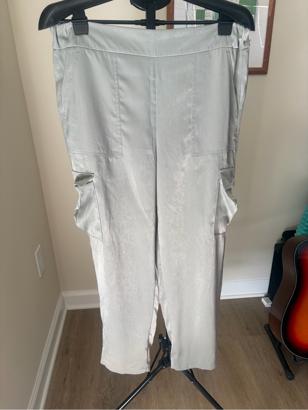 Apt. 9 Metallic Green Satin Cargo Pants Sz L